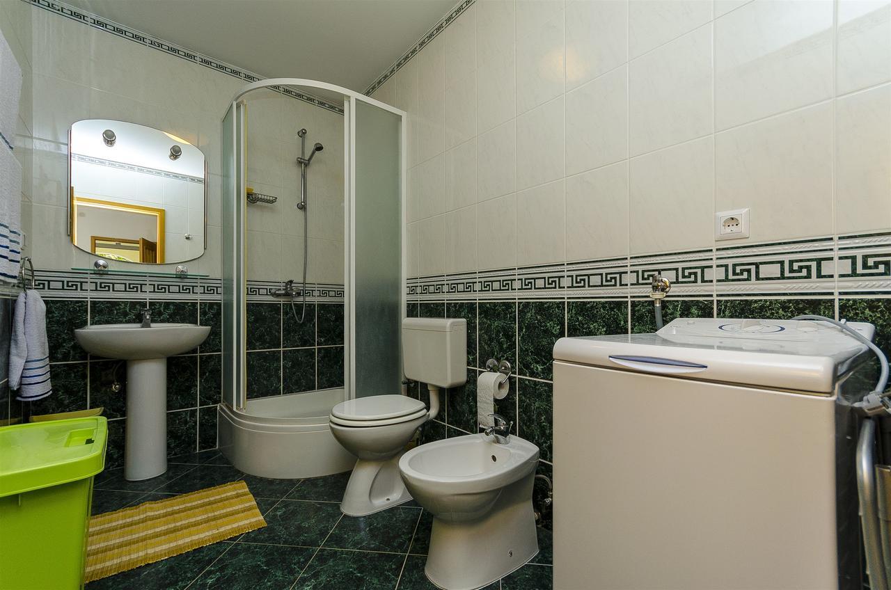 Apartments Krusica 特罗吉尔 外观 照片