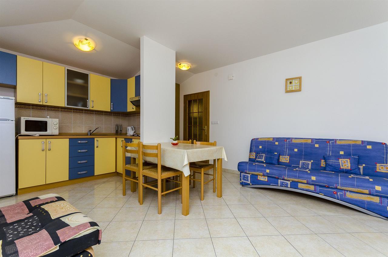 Apartments Krusica 特罗吉尔 外观 照片