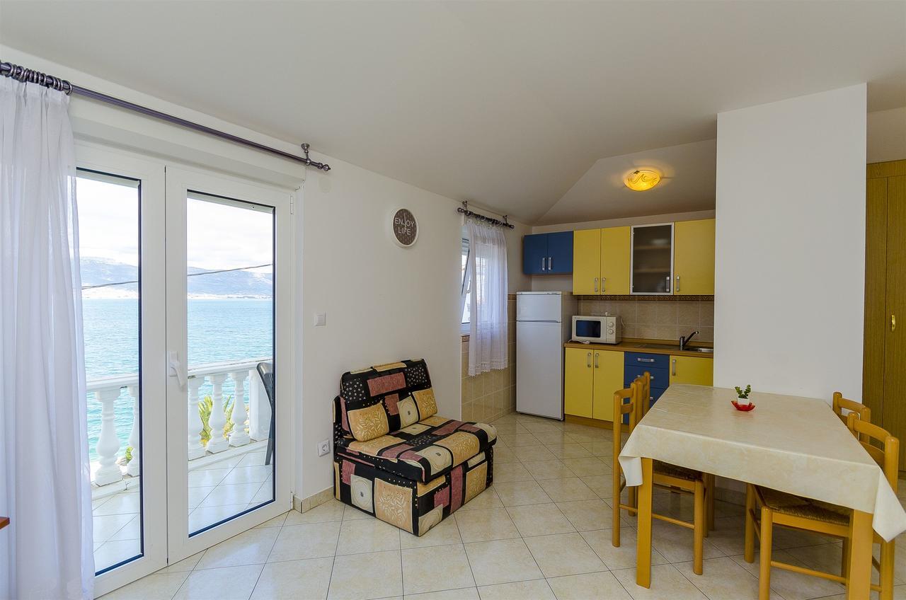 Apartments Krusica 特罗吉尔 外观 照片
