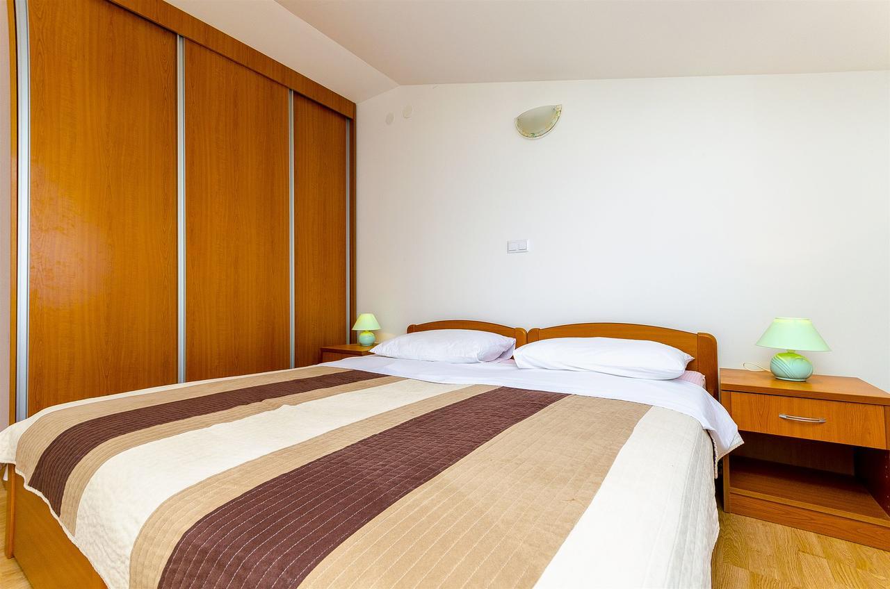 Apartments Krusica 特罗吉尔 外观 照片
